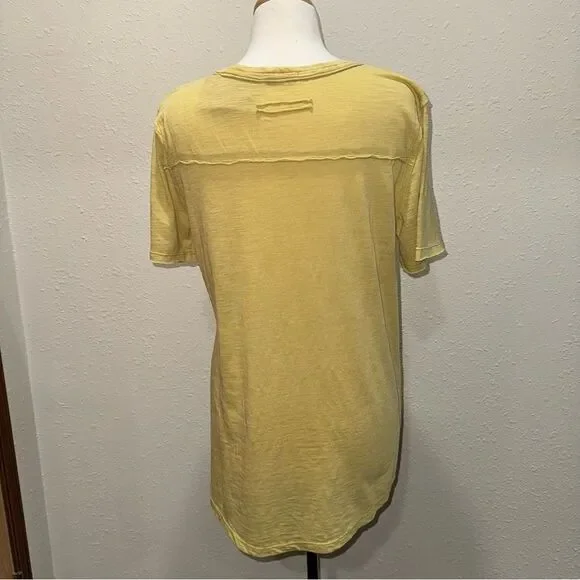 Rae Mode Basic Pocket Tee - Picture 2 of 6